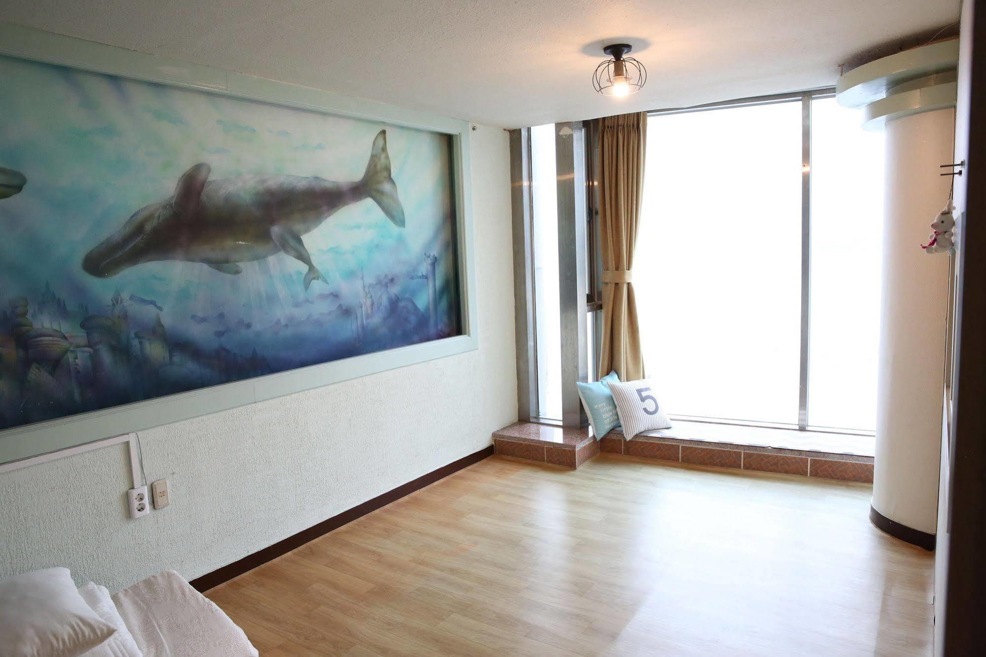 Yes Hostel Busan
