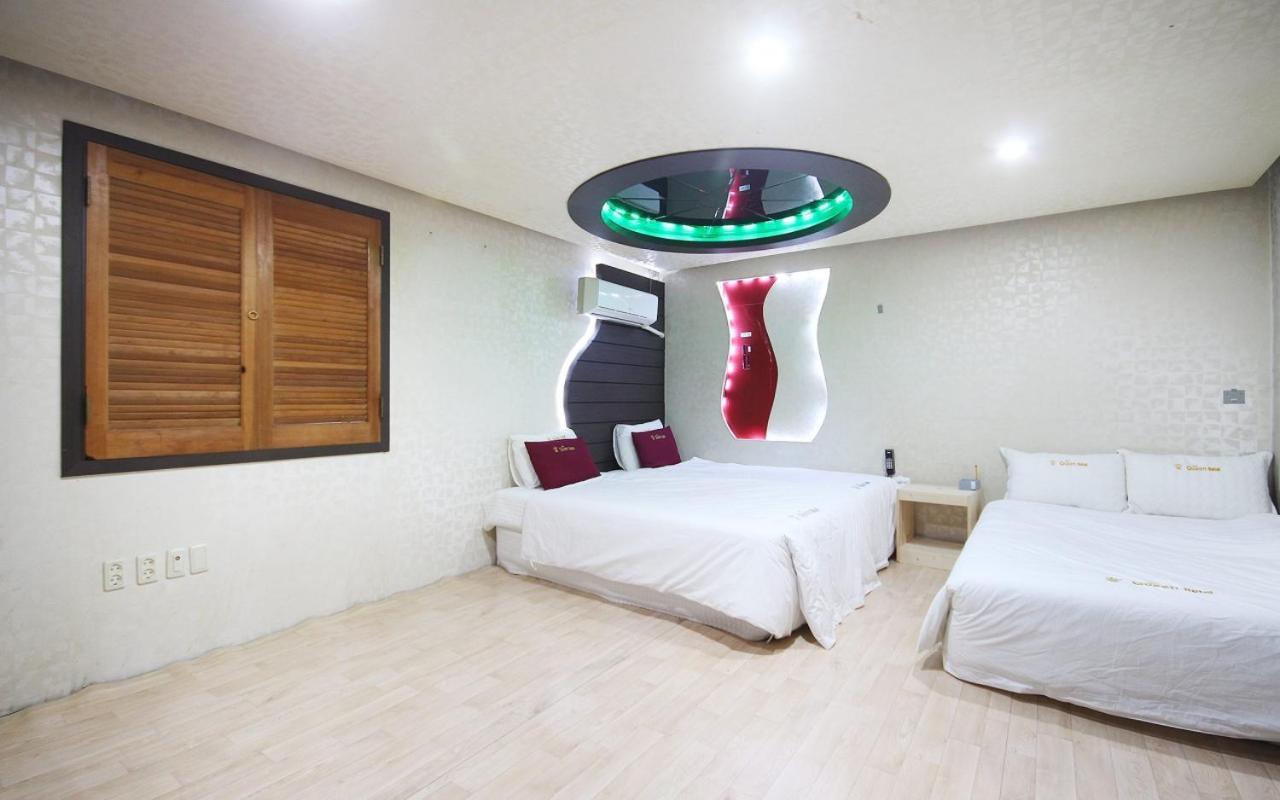 Motel Queen