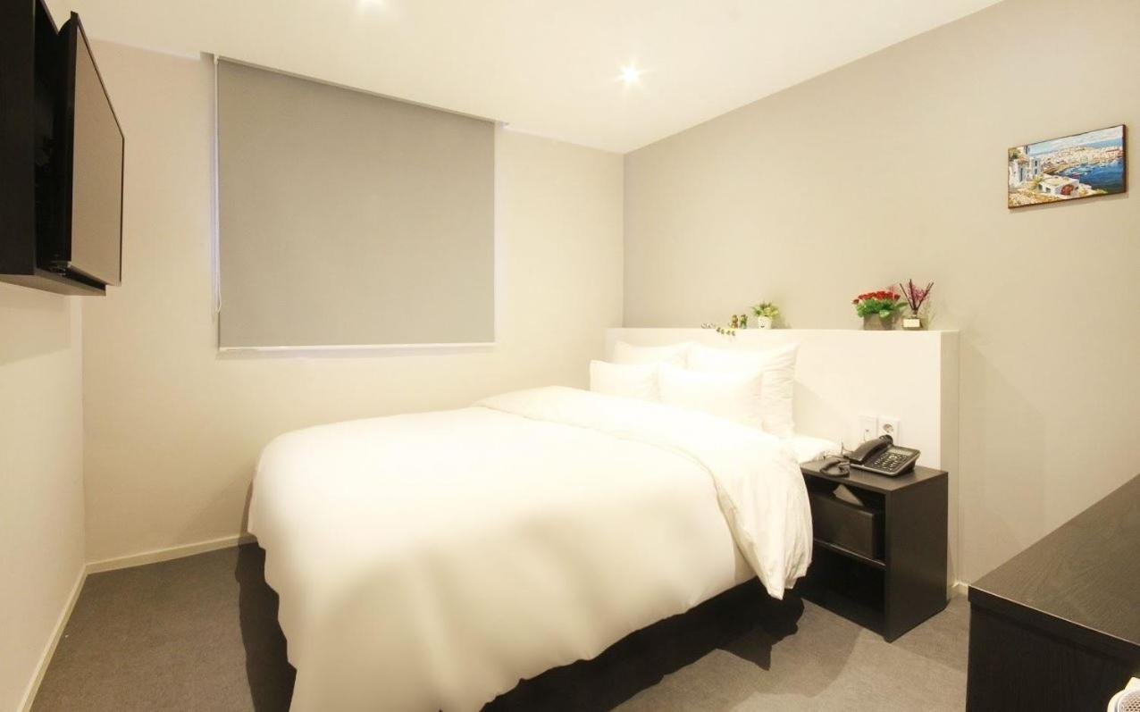 Maison Hotel 3*