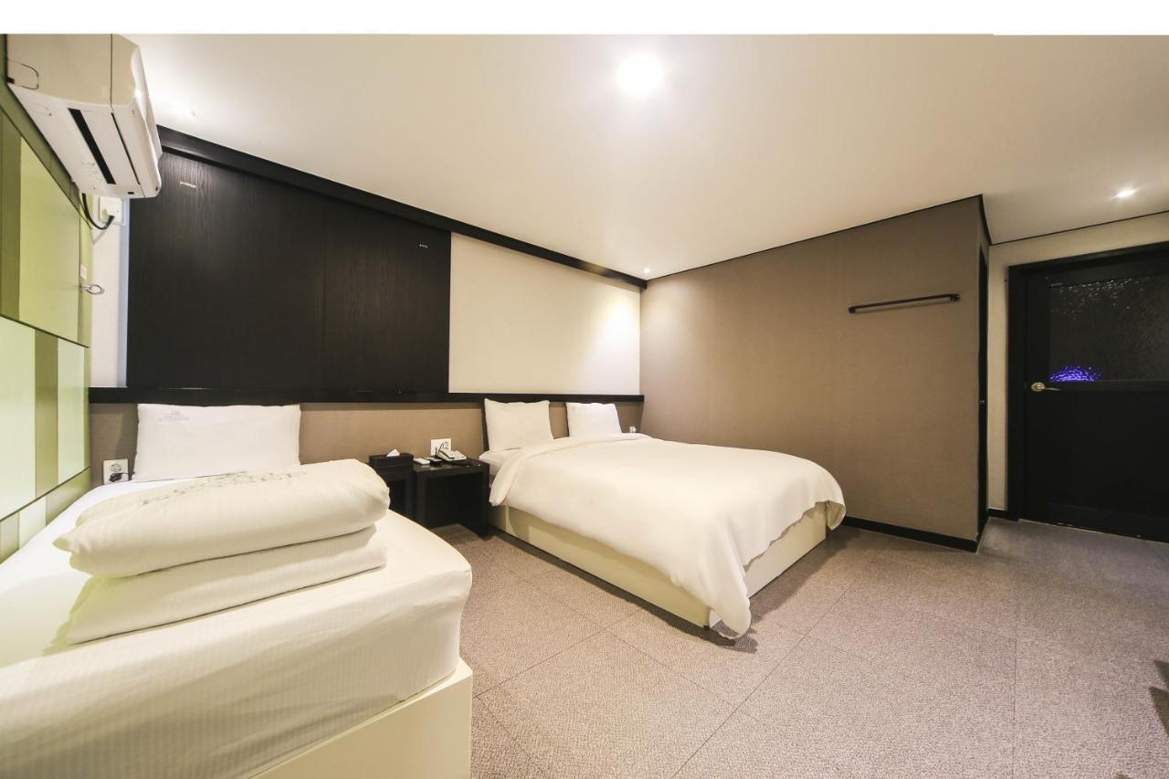 Elysee 3*