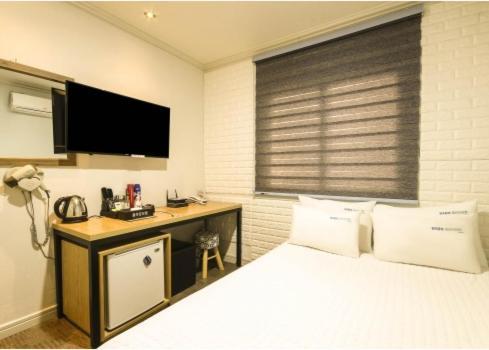 Gwangan Blue Moon 2* Busan