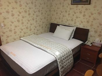 Hotel Napoli 2*