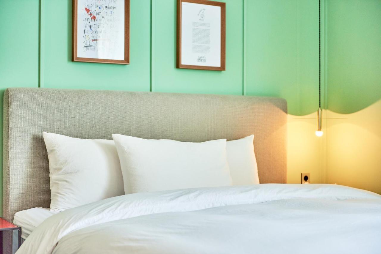 Brown Dot Songjung Hotel 3*