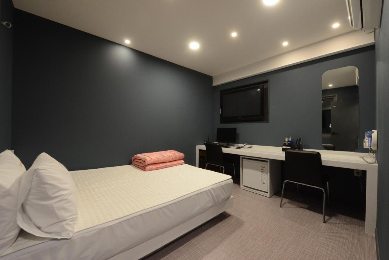 Motel Top Motel Busan Busan