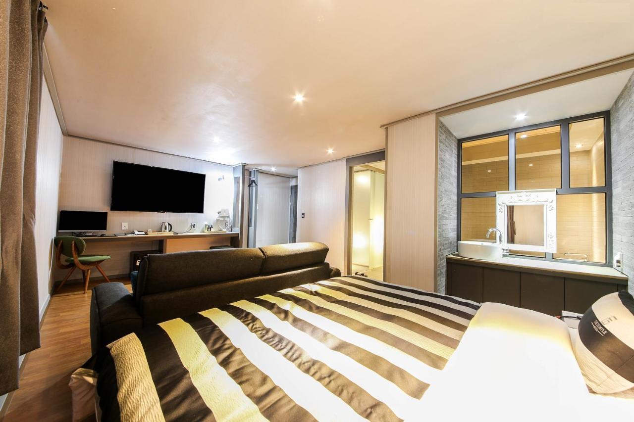 Love hotel The Gentle 3*