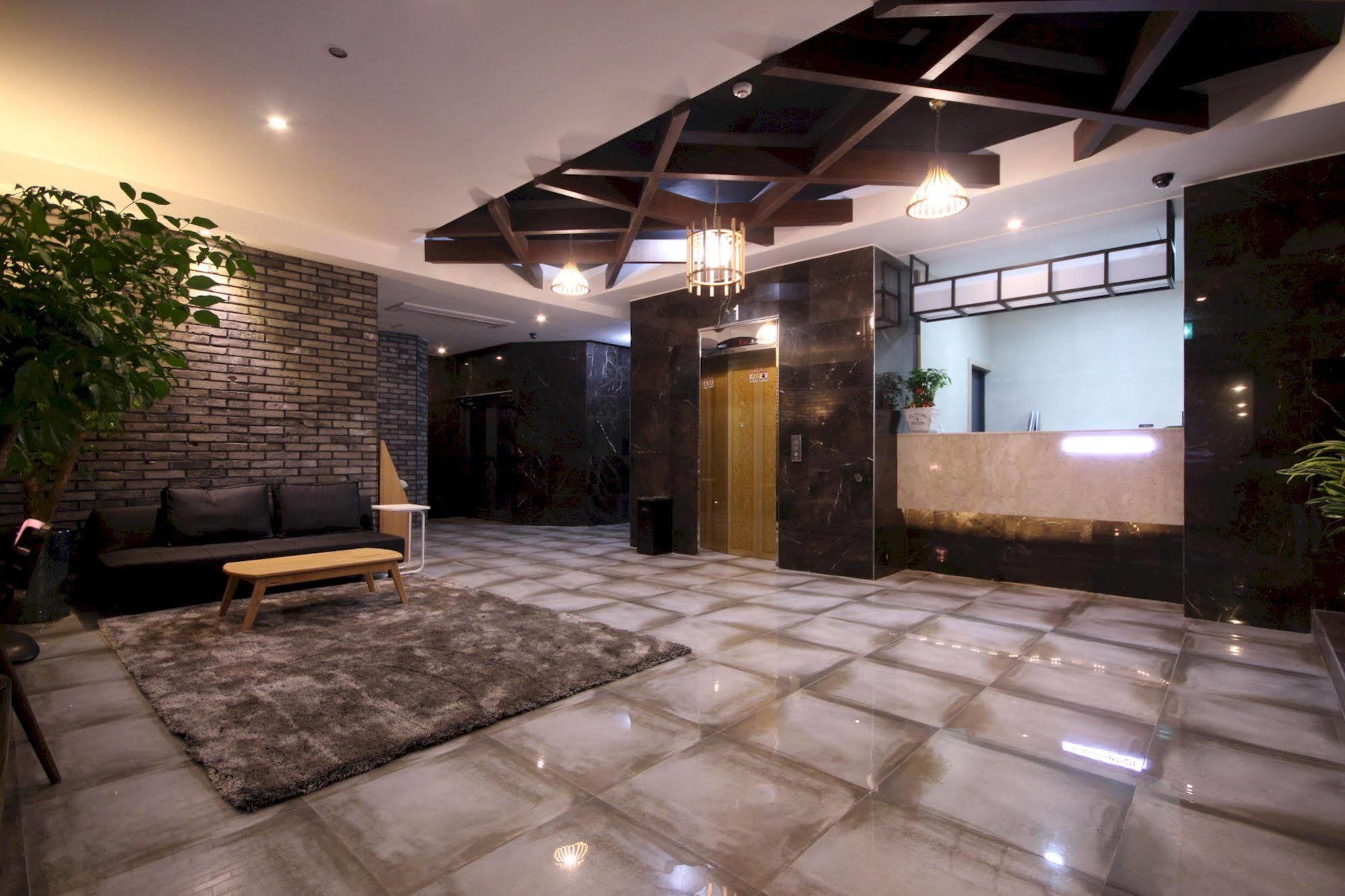 Hotel The Club Seomyeon Busan