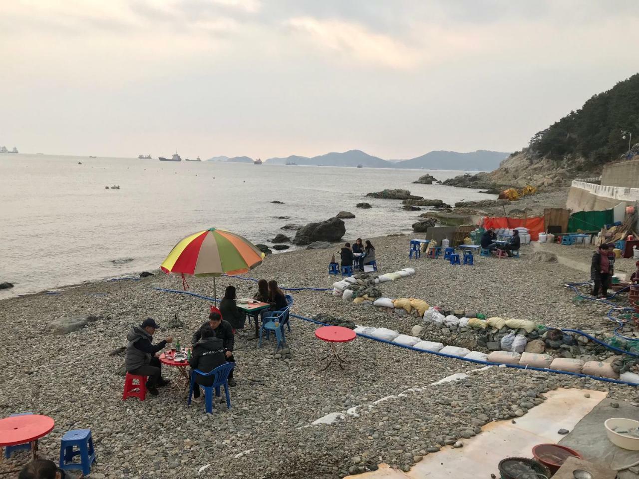 Apartment Ocean View Hamji Homestay Busan