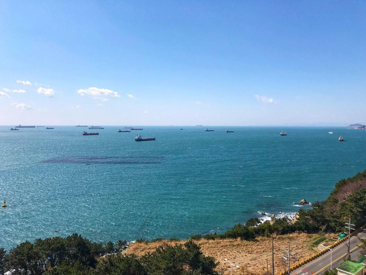 Apartment Ocean View Hamji Homestay