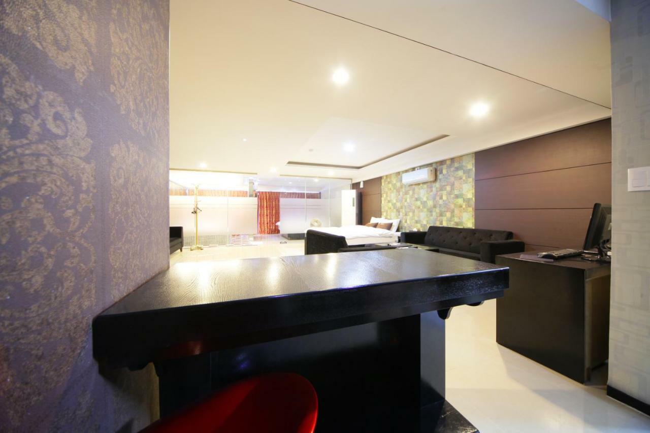 Iris Motel 2*