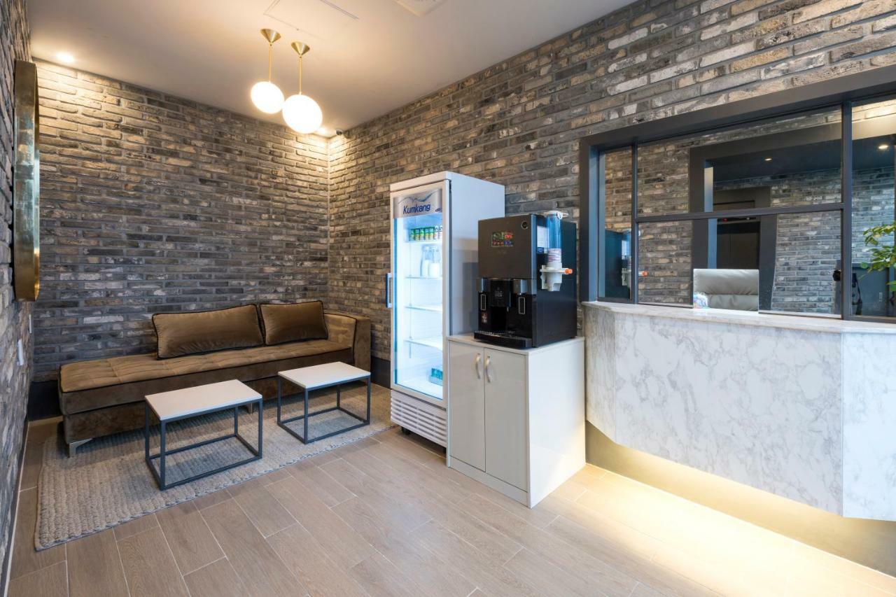 Hotel No. 25 Yongho