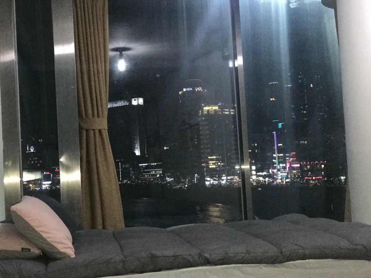 Yes Hostel Busan