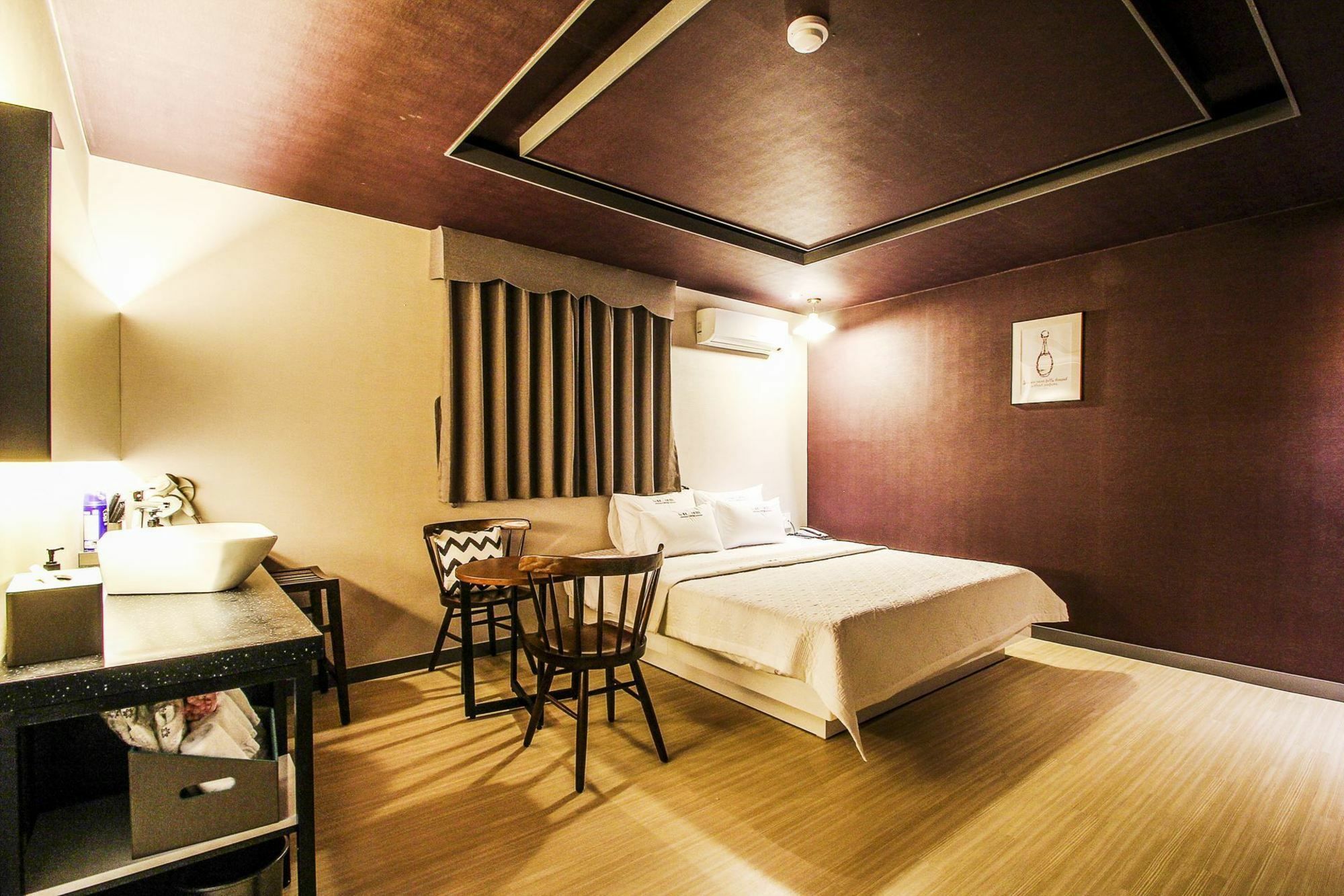 Le Idea Motel
