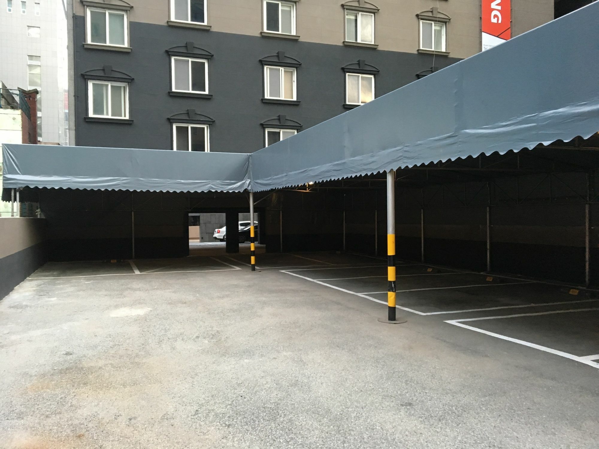 The Sun Motel 2*