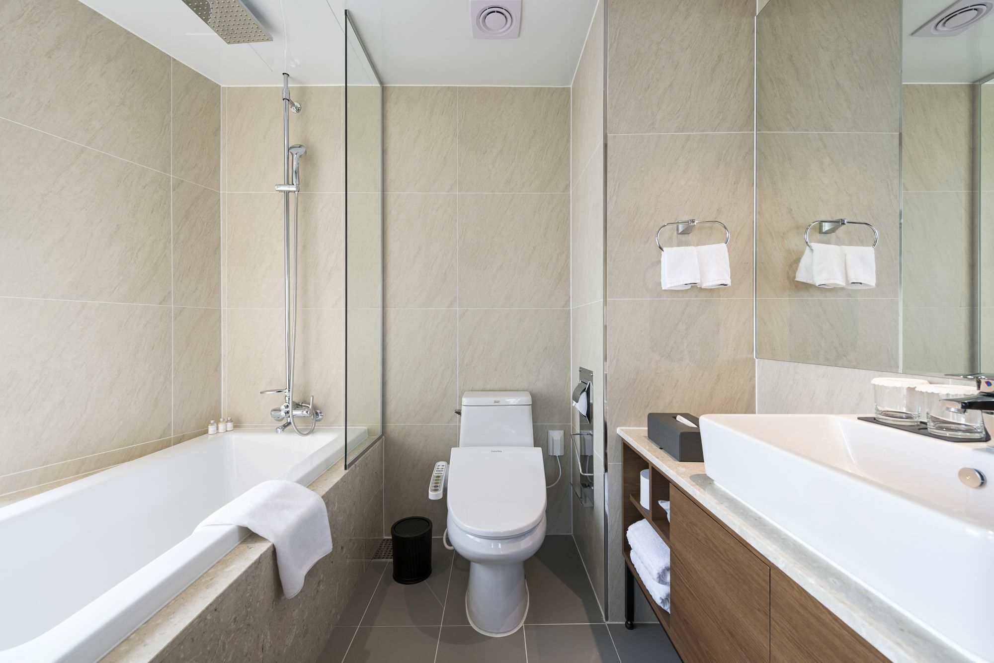 Hotel Ramada Encore By Wyndham Haeundae