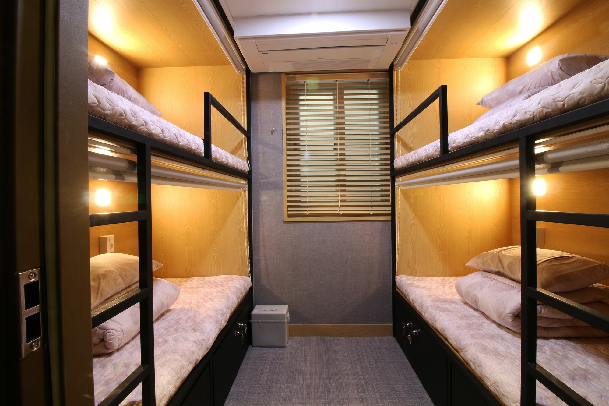 Guest house Mint House - Female Only