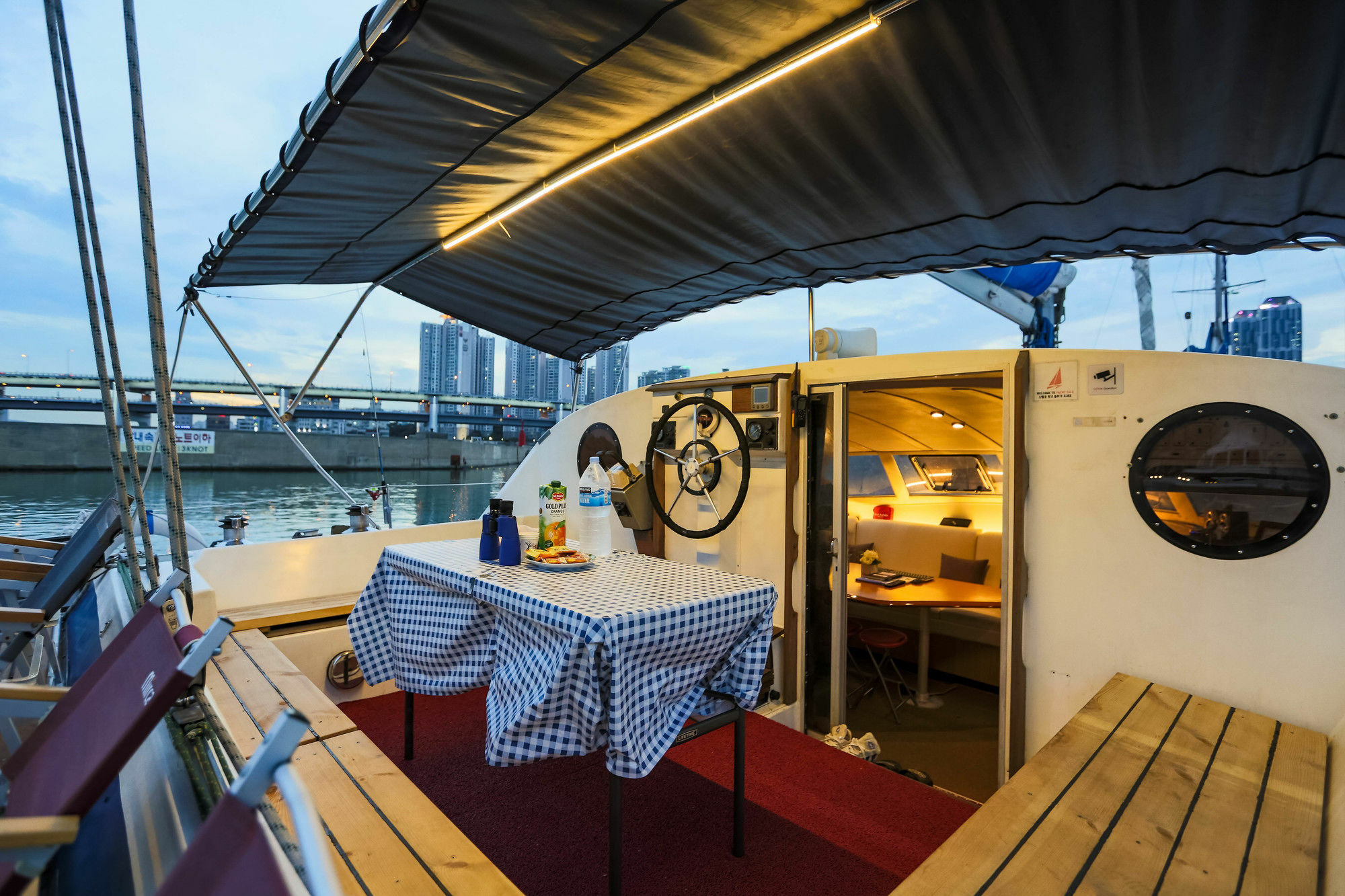 Botel Haeundae Yacht Busan