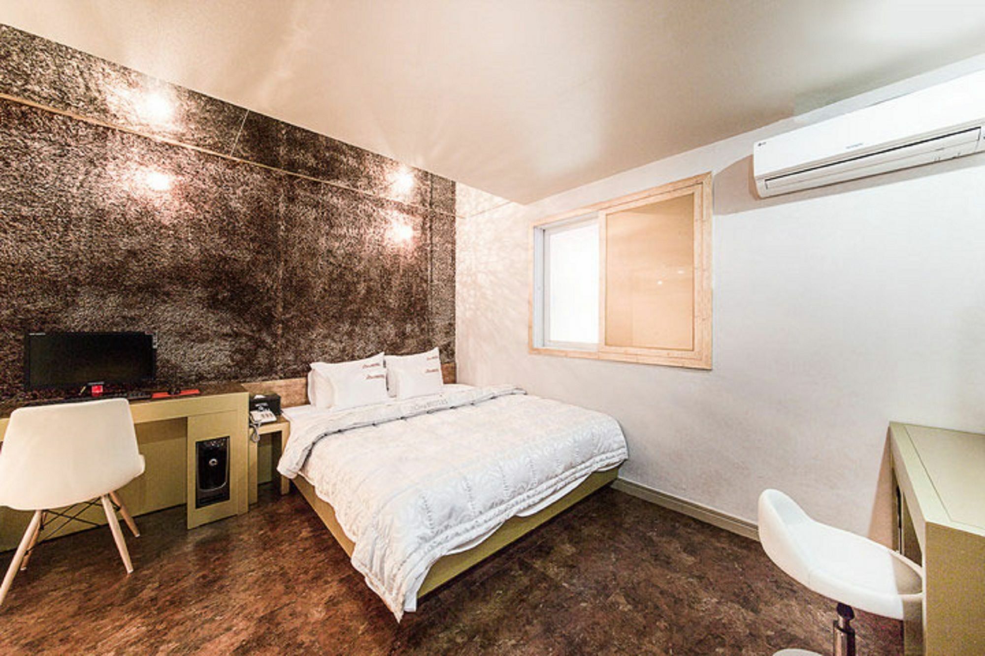 June Haeundae Motel 2*