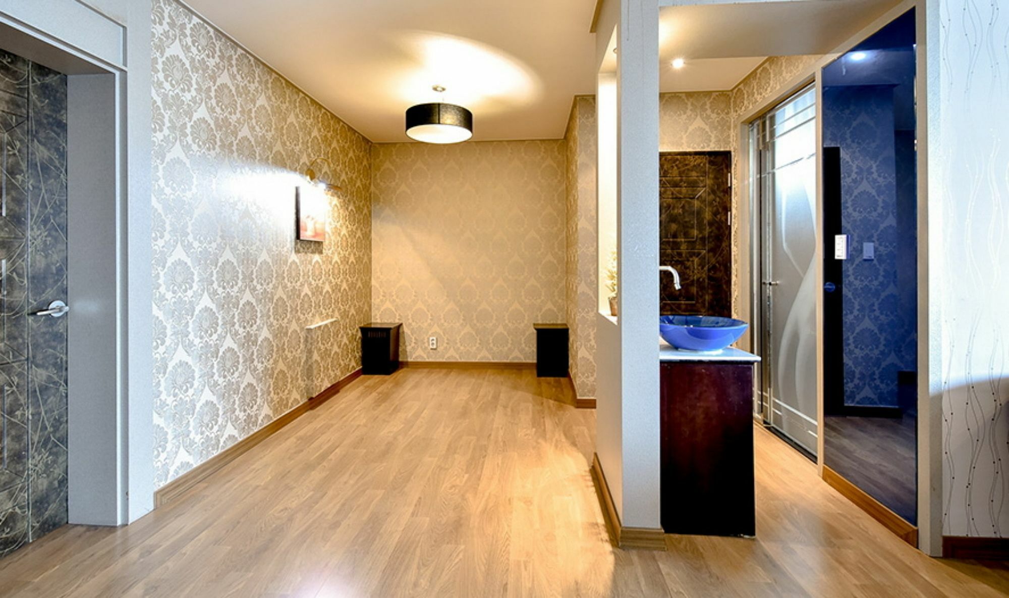 Airtel Motel