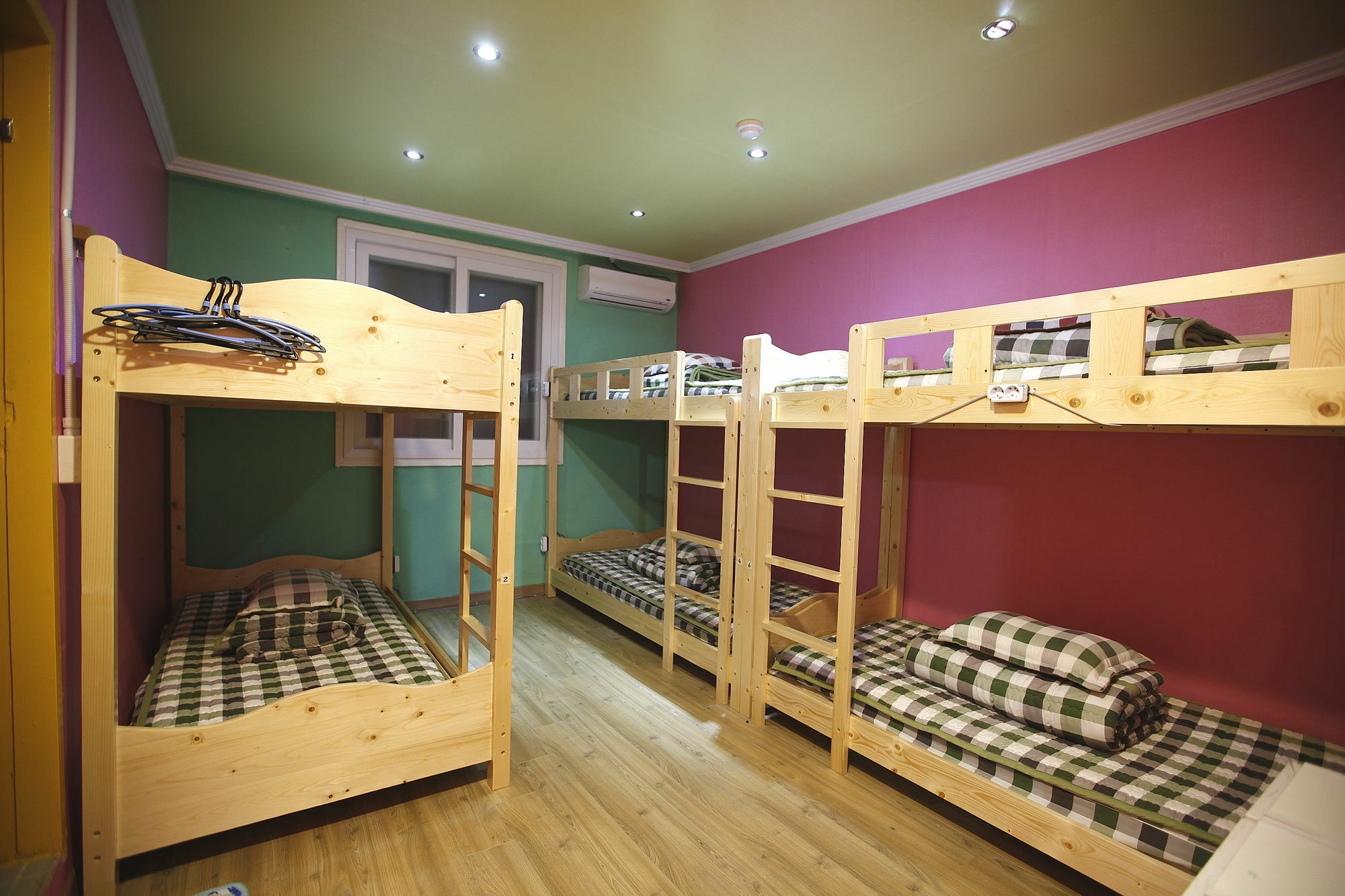 Bluefish Guesthouse 2*