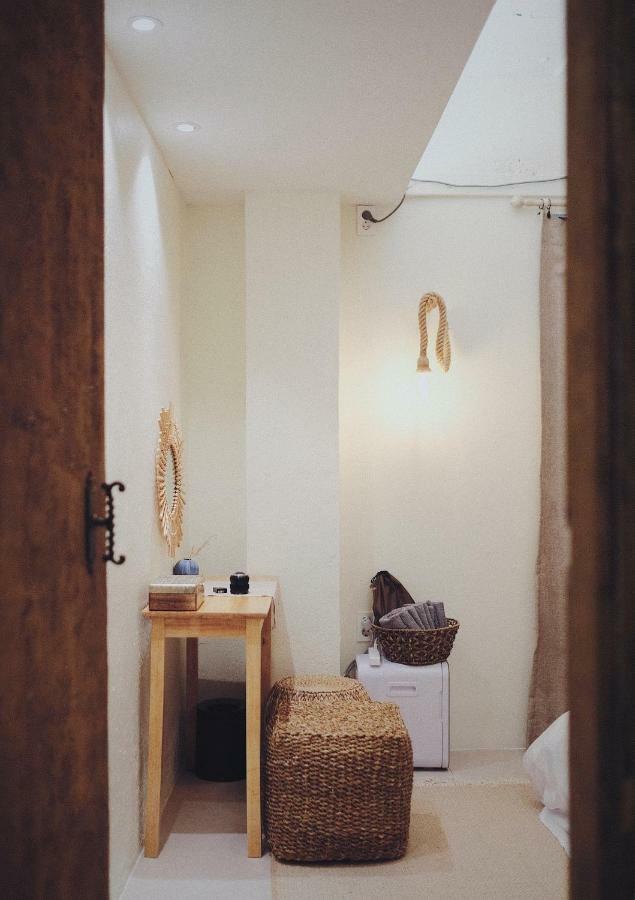 Elephant Hotel 2*