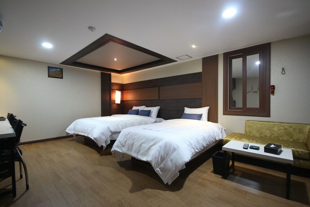 No.25 Hotel Busan Seomyeon Station 2*