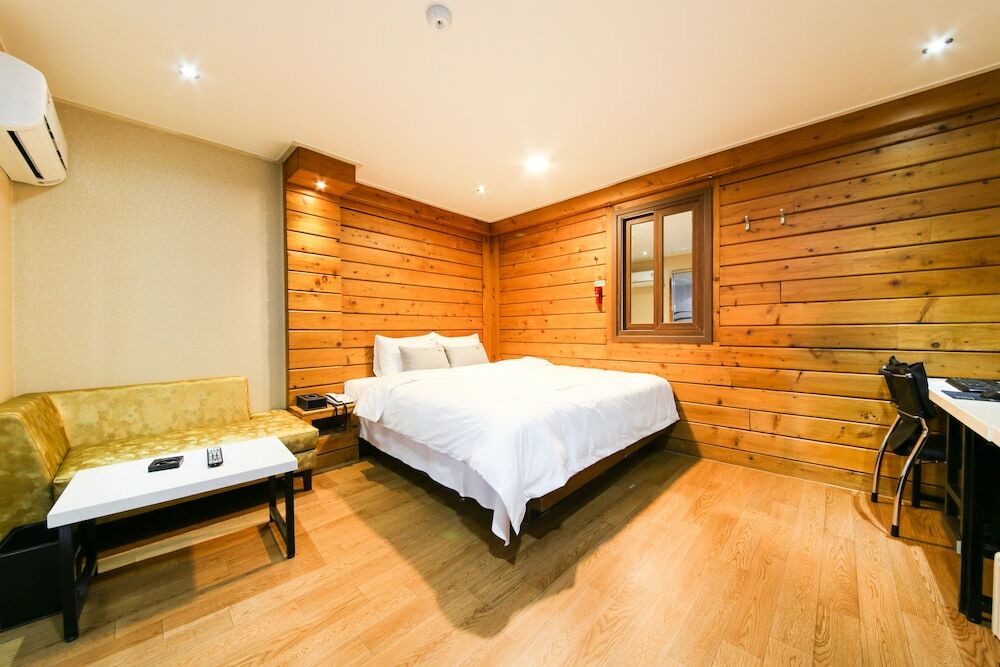 No.25 Hotel Busan Seomyeon Station Hotel 2*