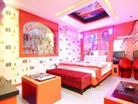 Iu Hotel 2*