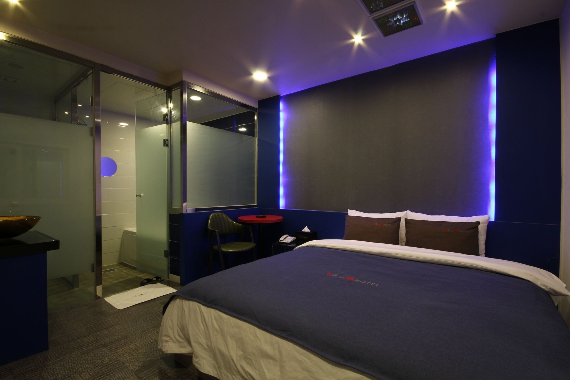 The M Hotel