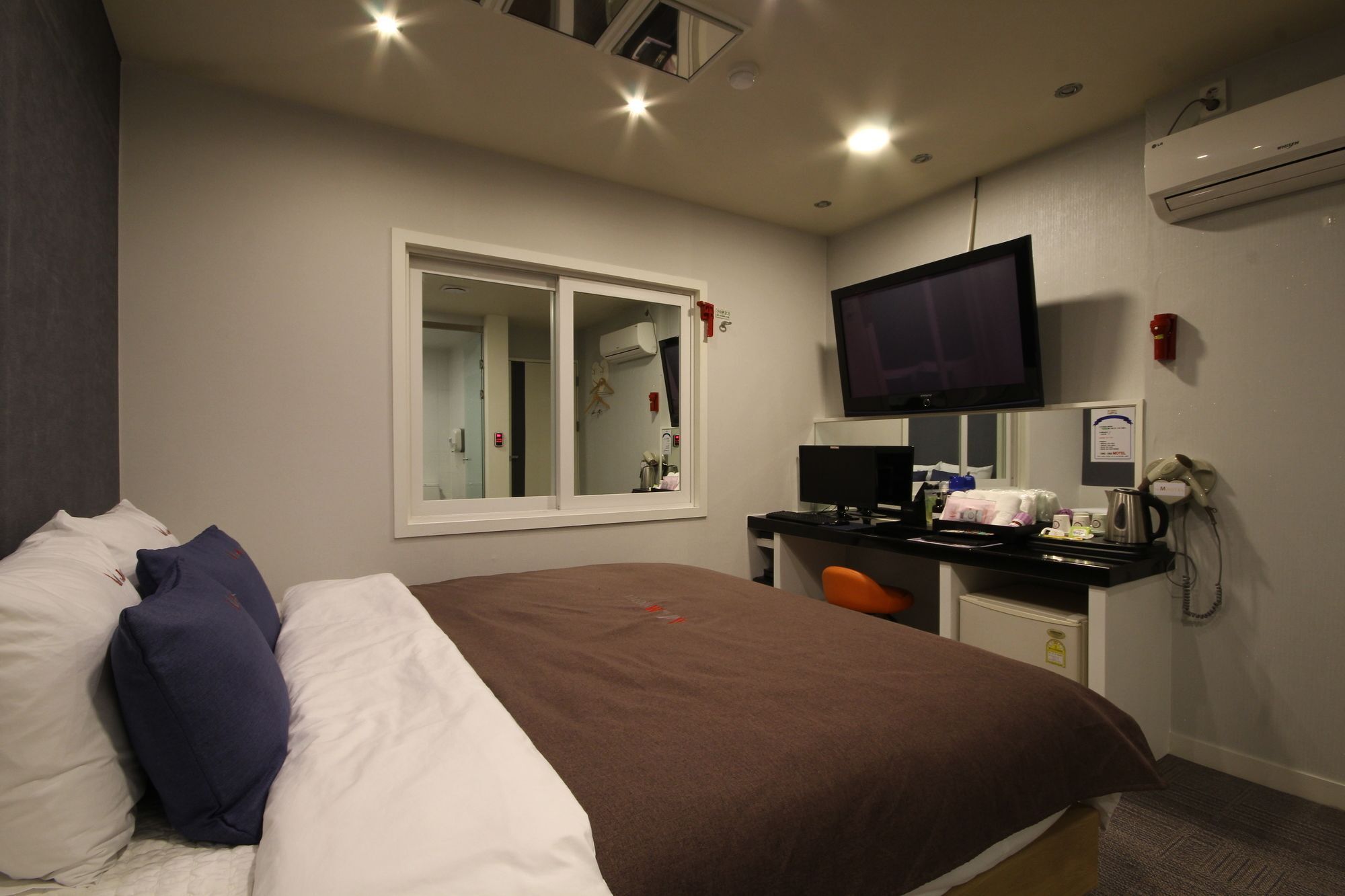 The M Hotel 2*