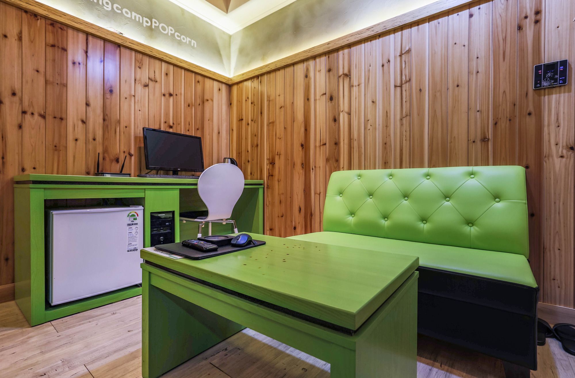 Hotel Popcorn 2*