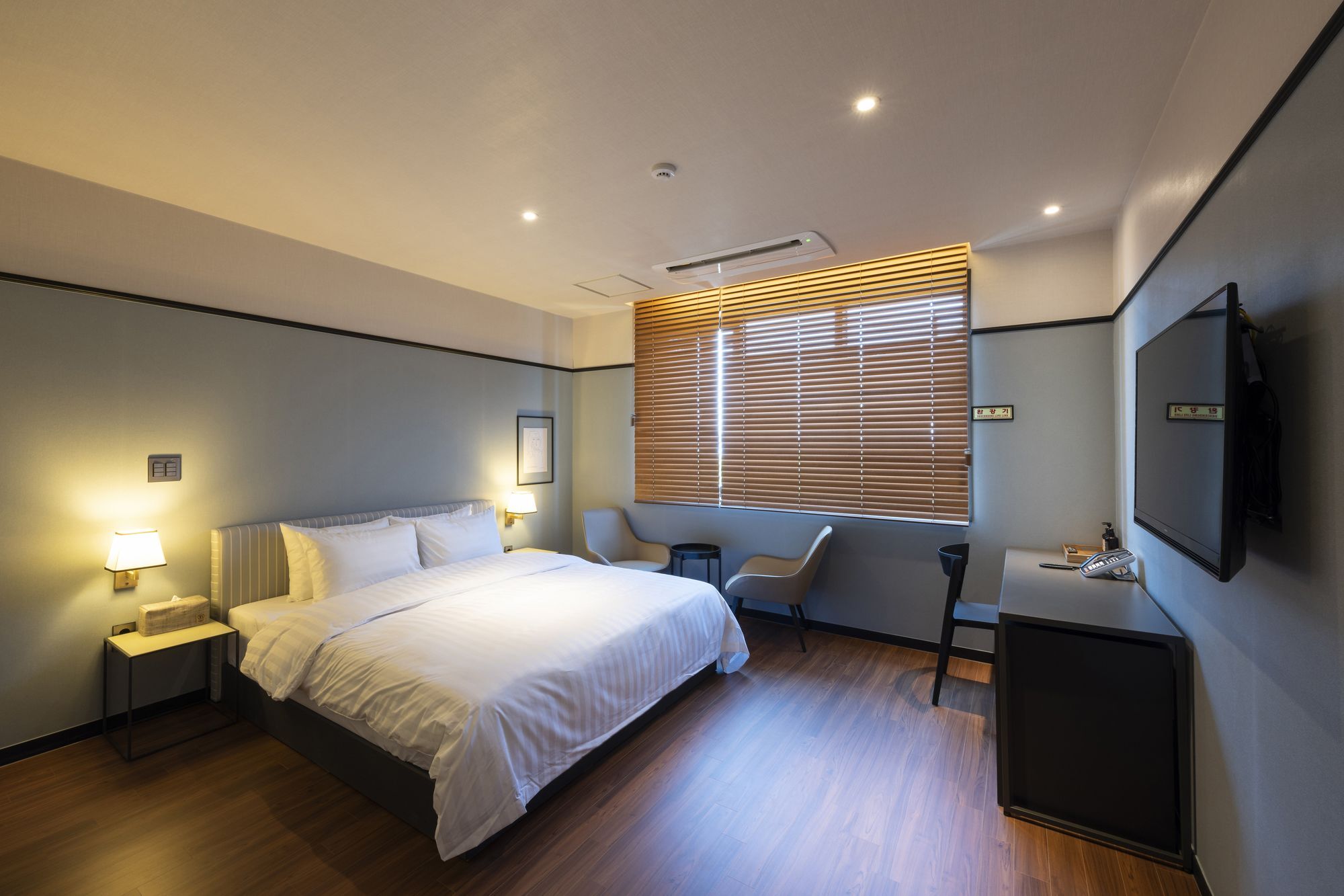 Hotel Brown-dot Shinho Busan