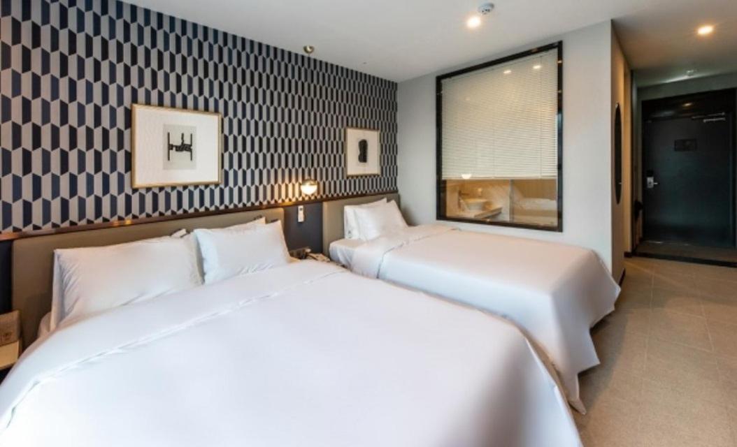 Brown Dot Deokcheon 3* Busan