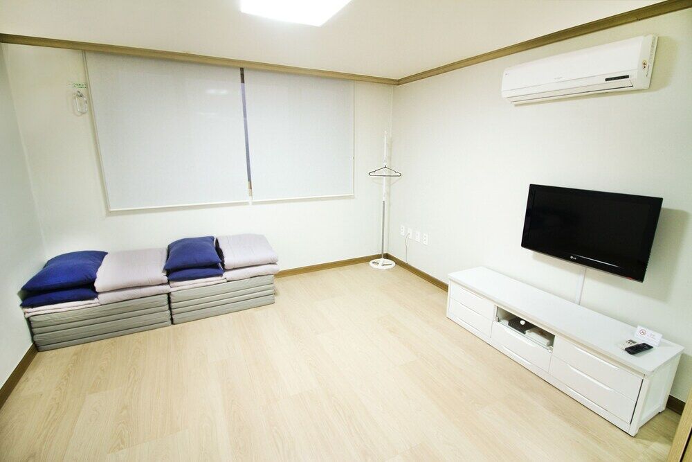 Iam Hotel 3*