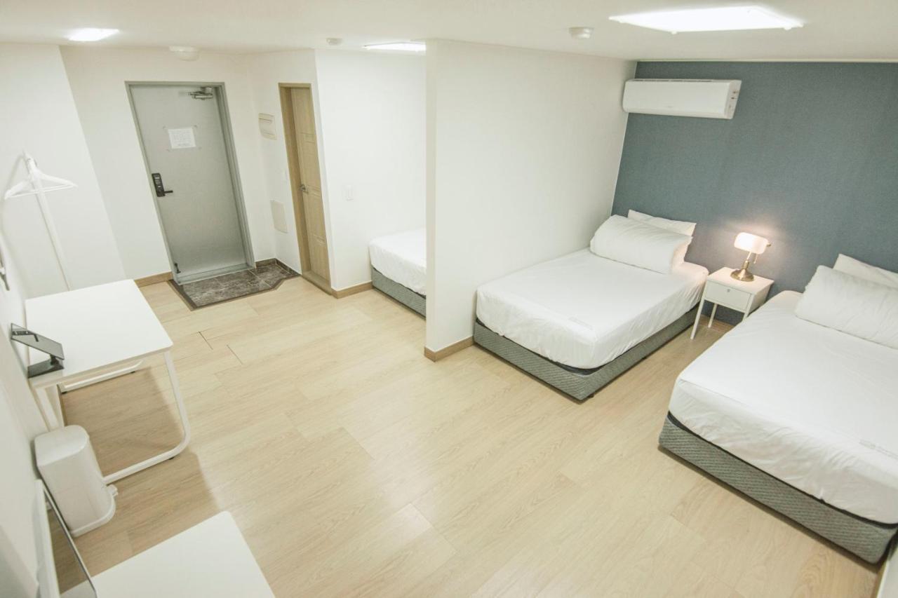 Iam Hotel 3*