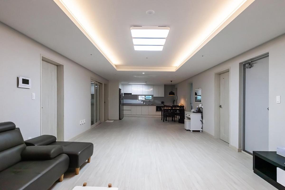 Hotel Seomyeon Brown-dot Gold 3*