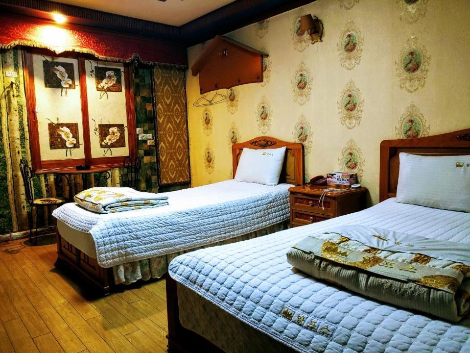 Alps Motel 2*