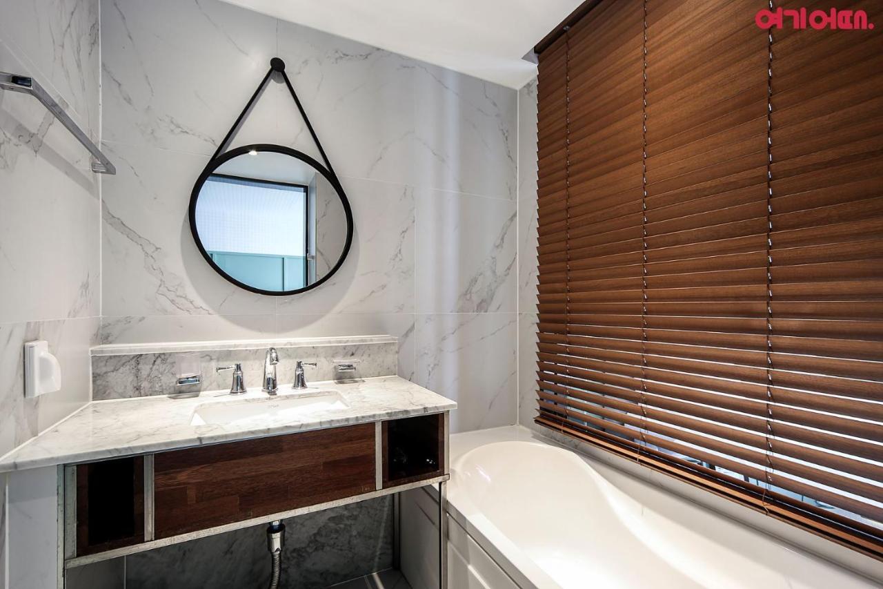 Brown-dot Shinho Hotel 3*