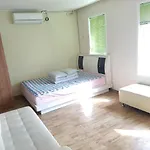 Guesthouse 710 In Haeundae