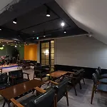 Hotel Gray