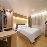 Brown Dot Hotel Yeonsan
