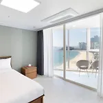 Pale De Cz Condo