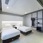 Hotel Intro