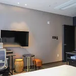 Rose Bay Hotel