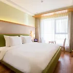 Baymond Hotel
