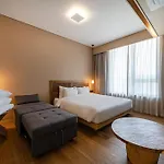 Hound Hotel Haeundae Signature