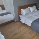 Hotel Noah