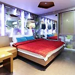 Busan Hot Motel