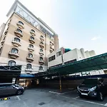 U Hotel
