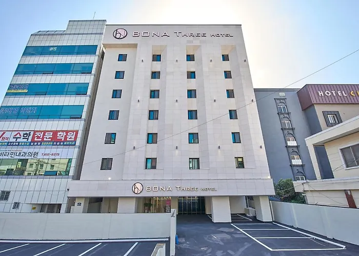 Bonathree Hotel