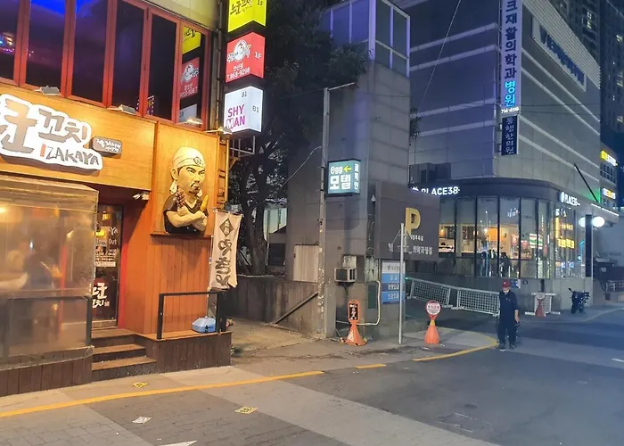 Egg Motel